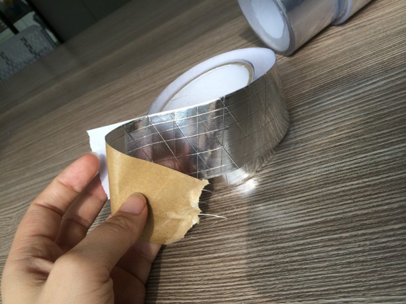 アルミ粘着箔テープを補強とクラフト紙のライナー-アルミホイル問屋・仕入れ・卸・卸売り