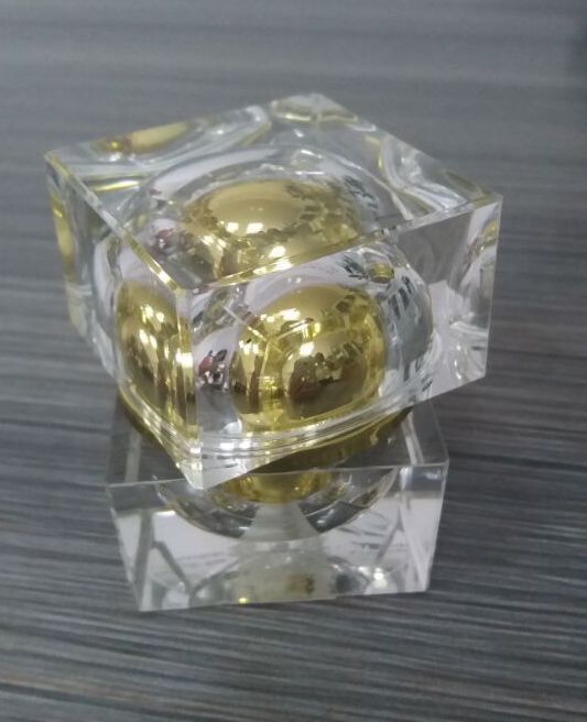 ゴールデン特別デザイン アクリル化粧品クリーム空瓶-問屋・仕入れ・卸・卸売り