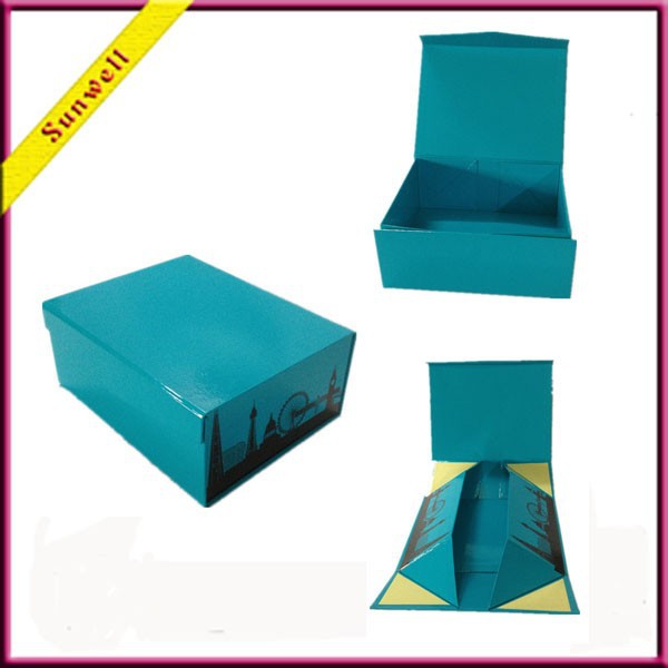 リサイクル可能なクラフト紙ボックスが、 正方形の好意ボックス、 販売のための折り畳み式の紙箱-梱包箱問屋・仕入れ・卸・卸売り