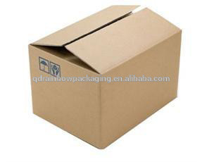茶色の箱出荷ボックスを移動する、 ホワイトボックスおよびマスターのカートン-梱包箱問屋・仕入れ・卸・卸売り