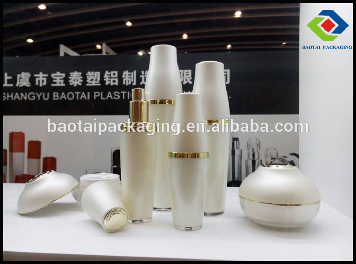 個人設計化粧品包装の贅沢なローションボトルと瓶化粧品容器pmma-瓶、容器類問屋・仕入れ・卸・卸売り