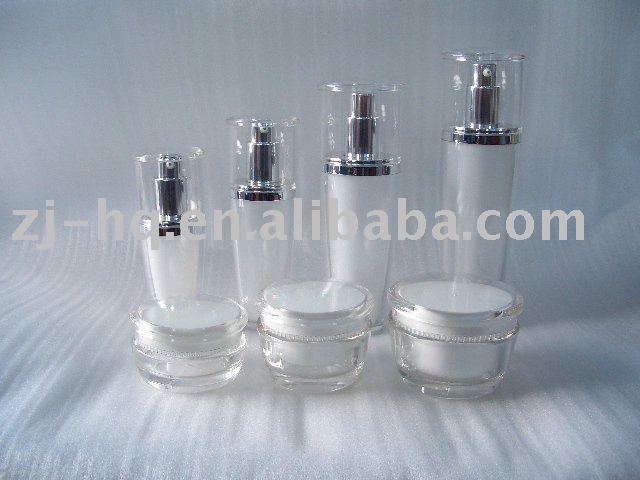 優雅なアクリルのクリーム色の瓶、化粧品の容器-その他包装資材問屋・仕入れ・卸・卸売り