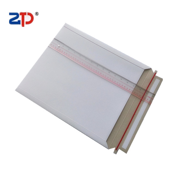 13.5 × 15白い紙ボードメーラー滞在フラットブックエンベロープ-郵送用封筒問屋・仕入れ・卸・卸売り