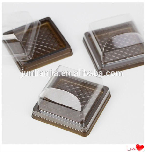 銀のプラスチック製の正方形のペットのケーキボックス明確なペットの蓋でベーストレイペストリーのための食品-梱包箱問屋・仕入れ・卸・卸売り