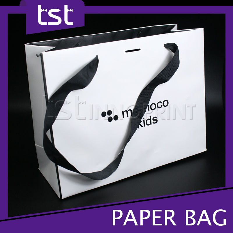 カスタム印刷された紙袋ロゴデザインを持つ-包装袋問屋・仕入れ・卸・卸売り