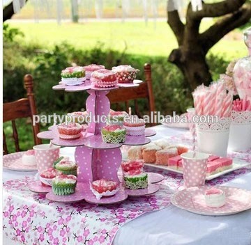 誕生日のケーキスタンド3層/結婚式のケーキのデコレーションアイテム-イベント＆パーティー用品問屋・仕入れ・卸・卸売り