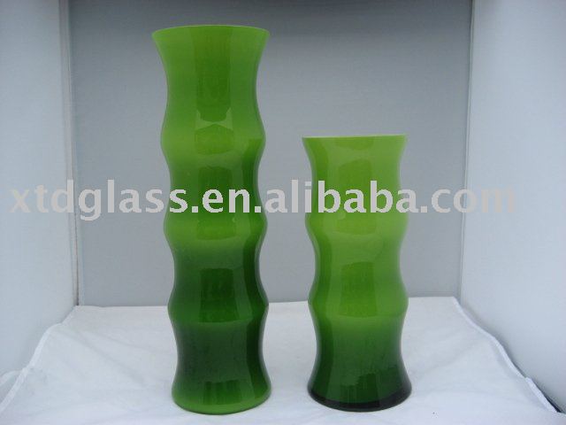 ミルク グリーン ガラス bammboo花瓶-ガラス製品問屋・仕入れ・卸・卸売り