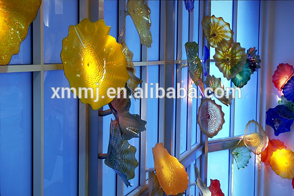現代の手吹きガラスのアートプレート明るい色蓮の花壁の芸術の装飾-民芸品問屋・仕入れ・卸・卸売り
