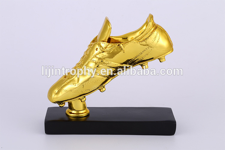 C luomeixiヨーロッパリーグサッカー選手のゴールデンブーツトロフィーカップ-記念品問屋・仕入れ・卸・卸売り