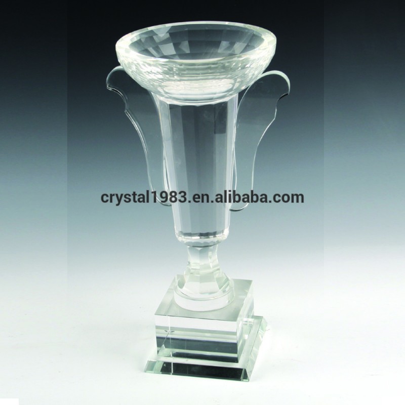 中国工場のガラスは、 カスタムロゴ彫刻トロフィーカップ-金属工芸品問屋・仕入れ・卸・卸売り
