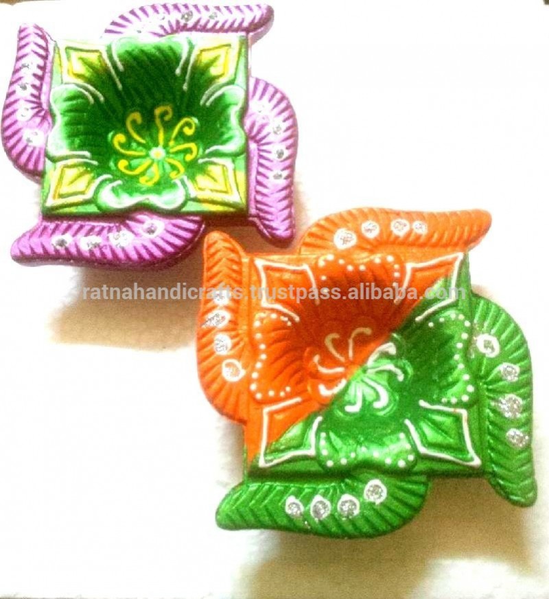 インドの装飾diyas粘土のランプ-民芸品問屋・仕入れ・卸・卸売り