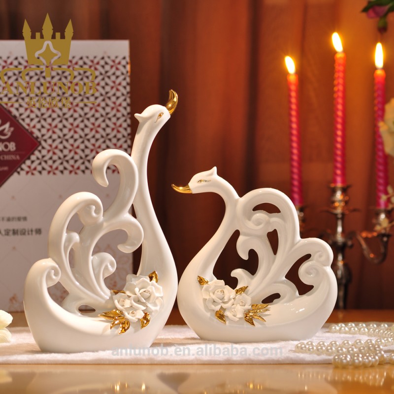 大ロマンチックハンド塗装液体ゴールドセラミック動物彫刻と結婚カップル白鳥彫像スワン置物結婚式の装飾-問屋・仕入れ・卸・卸売り