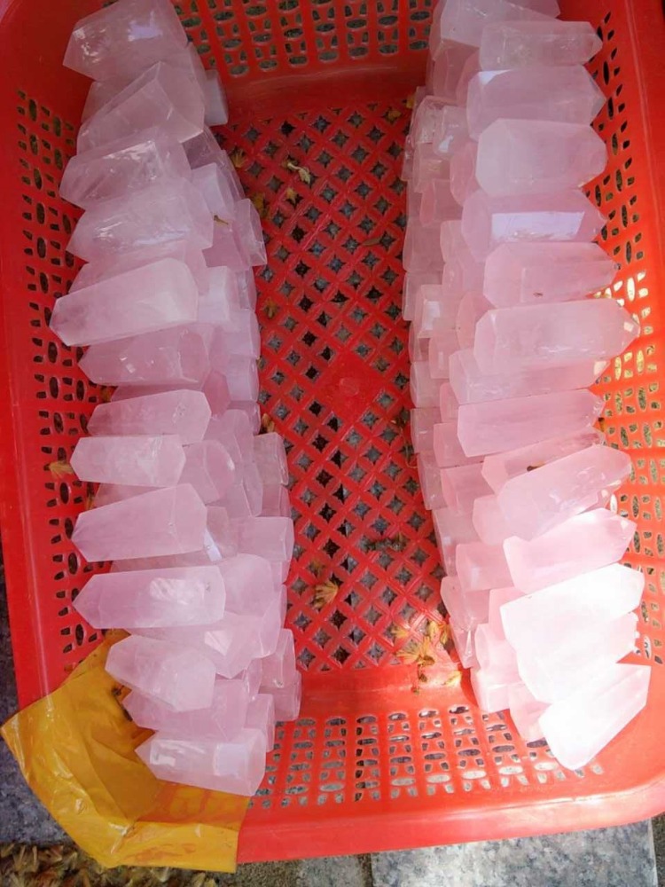 天然ローズクォーツ水晶ポイントポイント小さなピンク-クリスタル製品問屋・仕入れ・卸・卸売り