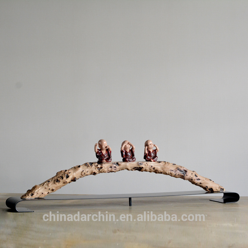 面白い中国のスタイル付樹脂の彫刻3上に少し僧侶-樹脂工芸品問屋・仕入れ・卸・卸売り