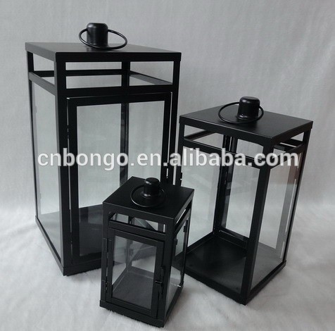 ブラックメタルのセット3透明なガラスと鉄のキャンドルランタン-金属工芸品問屋・仕入れ・卸・卸売り
