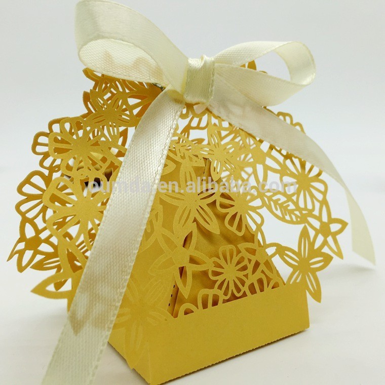 熱い販売のお土産の結婚式のためのキャンディーボックス-紙工芸品、ペーパークラフト問屋・仕入れ・卸・卸売り