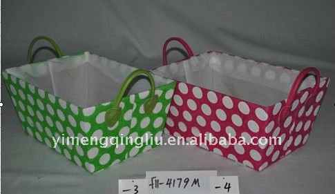 紙バスケット柄を使用して紙で作られた繊細なデザイン-民芸品問屋・仕入れ・卸・卸売り