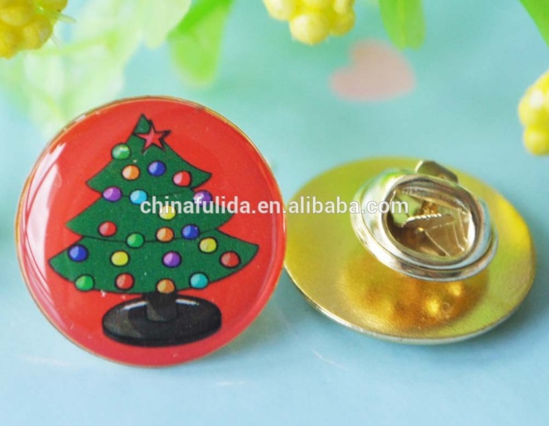 クリスマスツリーの印刷祭りのための金属のバッジ-金属工芸品問屋・仕入れ・卸・卸売り