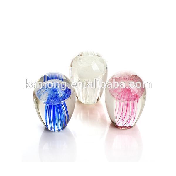 発光jellyfishes手吹きガラスの結婚式の好意、 暗闇で光るの文鎮、 暗闇で光るjellyfishesガラスの装飾-芸術コレクター商品問屋・仕入れ・卸・卸売り