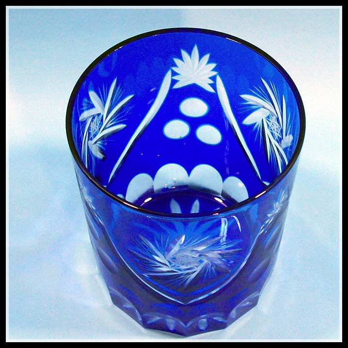 優雅な青い色被せガラスエンボス加工ガラスタンブラーティーカップワインカップ-航海上の工芸問屋・仕入れ・卸・卸売り