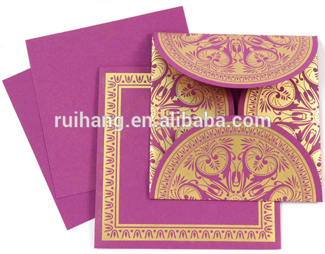 豪華な紫色インドスタイルポーカーつ折り結婚式招待状で黄金パターン-造花問屋・仕入れ・卸・卸売り