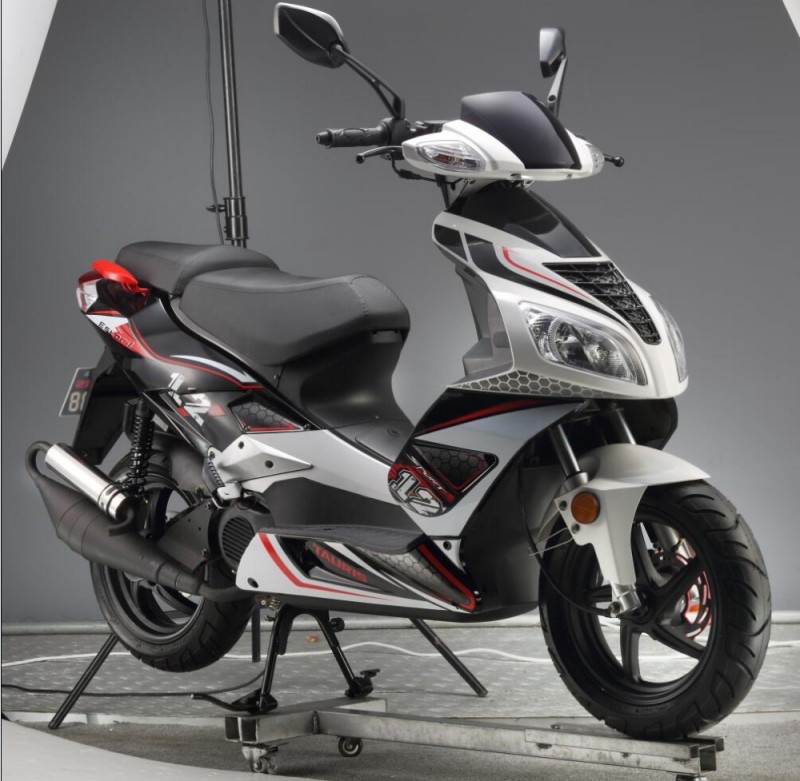 Ariic eec 50cc 2ストロークガススクーターeec承認ベスト安いファッション·スポーツモデルviron-ガソリンスクーター問屋・仕入れ・卸・卸売り