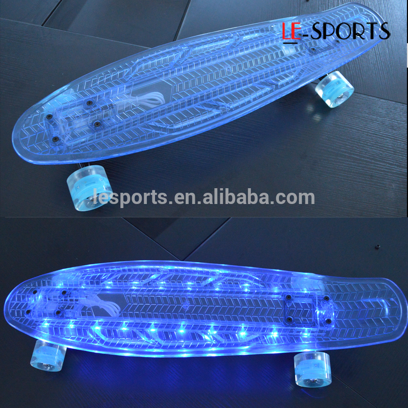 27インチ高品質プラスチックボードledスケートボードで種類の色-キックボード問屋・仕入れ・卸・卸売り