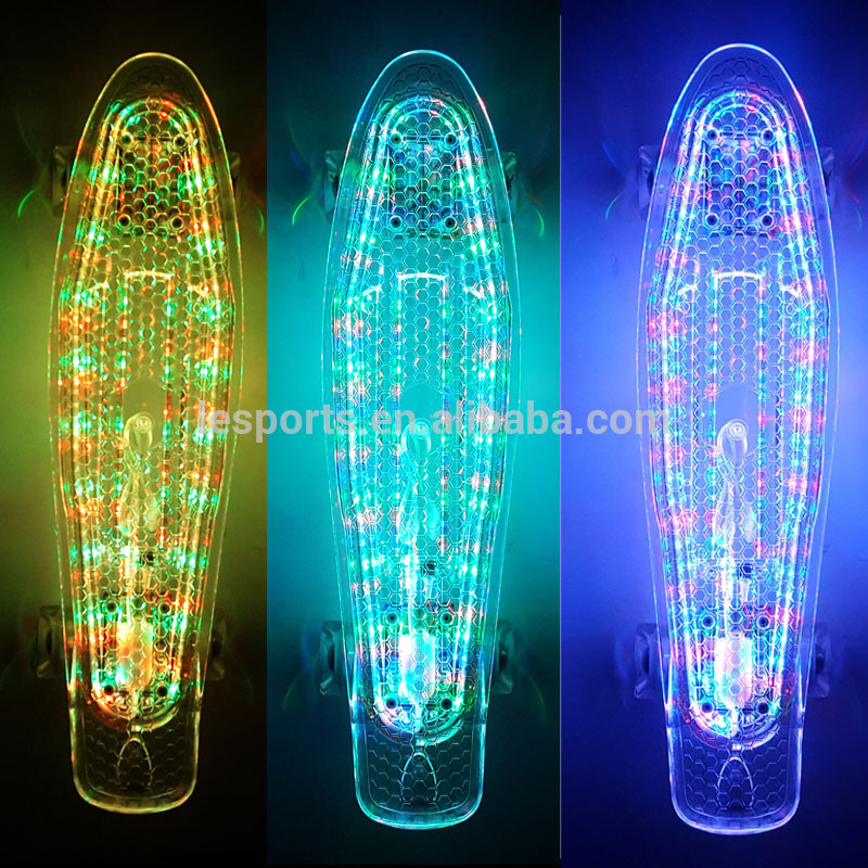 オールドスクールスケートボードledボードスケートボードで点滅ホイール-キックボード問屋・仕入れ・卸・卸売り