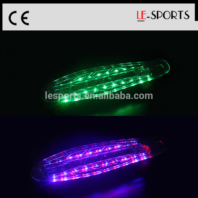 点滅led ライト車輪透明led スケート ボード卸売-キックボード問屋・仕入れ・卸・卸売り