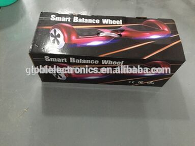 中国hoverboard 2ホイール電動スクーターhoverbord二輪電動スクーター二輪自己バランススクーターでリモート-電動スクーター問屋・仕入れ・卸・卸売り