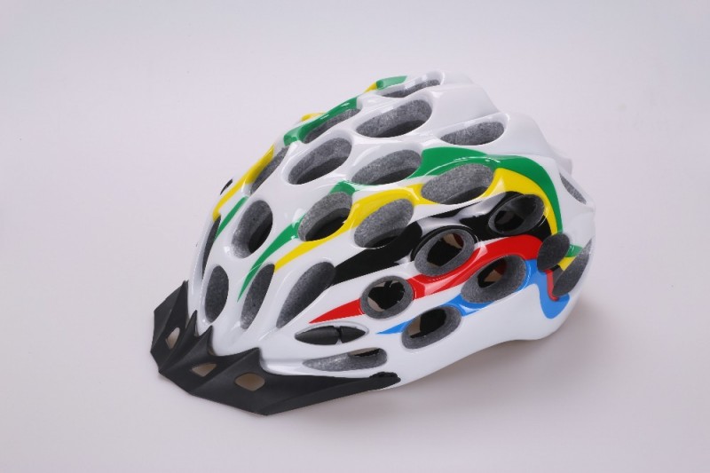 プロフェッショナル大人の自転車ヘルメット付きブラックeps-ヘルメット問屋・仕入れ・卸・卸売り