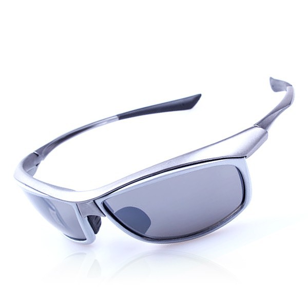 最新モデル卸売良い価格でメガネを偏光する釣り取り外し可能な脚-スポーツ用メガネ類問屋・仕入れ・卸・卸売り