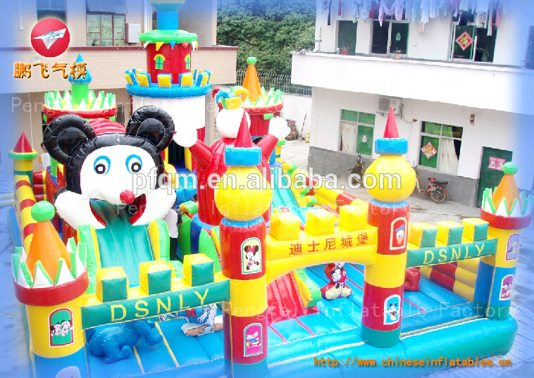 Pvc、 pvc素材とfuncityタイプ0.55ミリメートルインフレータブルアミューズメントパーク-空気式遊具問屋・仕入れ・卸・卸売り