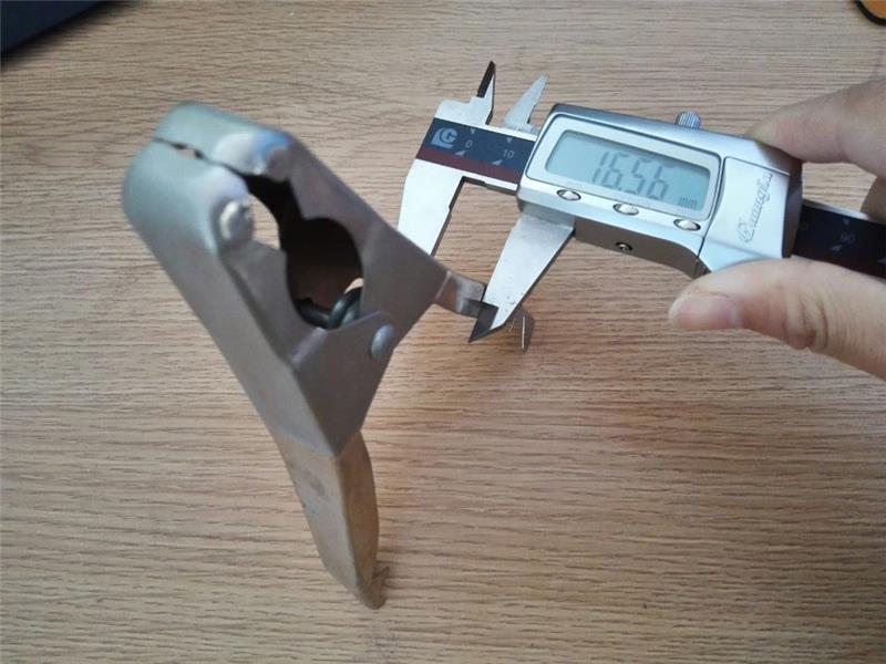 供給ワニ口クリッププラスチックベーステーブルメニューカードホルダー-ダブルクリップ問屋・仕入れ・卸・卸売り