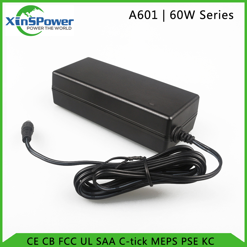 C8 12ボルト5a dcユニバーサルラップトップ電源アダプタデスクトップ電源-AC/DCアダプター問屋・仕入れ・卸・卸売り