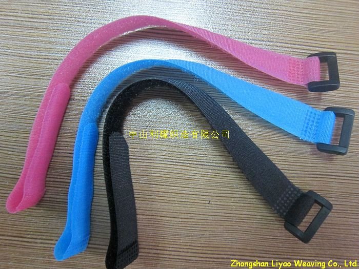 フックとループが付いているナイロンケーブルタイbulkle( ly- ct0032)-結束バンド（ケーブルタイ）問屋・仕入れ・卸・卸売り