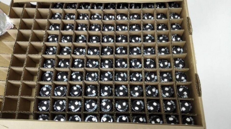 黒短足470uf/200v22*35電解コンデンサ-コンデンサー問屋・仕入れ・卸・卸売り