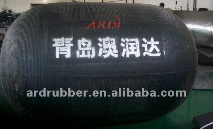 石油タンカーに使用する中国のゴム製海洋のフェンダー-プラスチック及びゴム製機械類部品問屋・仕入れ・卸・卸売り
