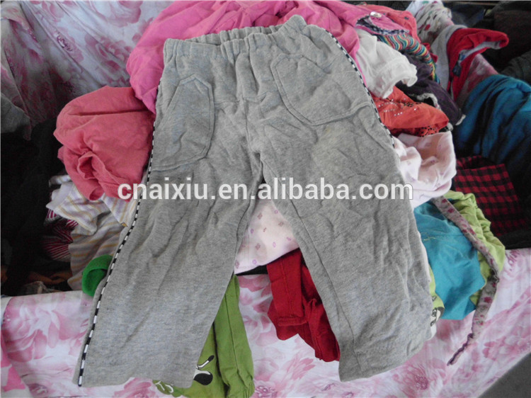 カンボジア第二手の衣類-古着問屋・仕入れ・卸・卸売り