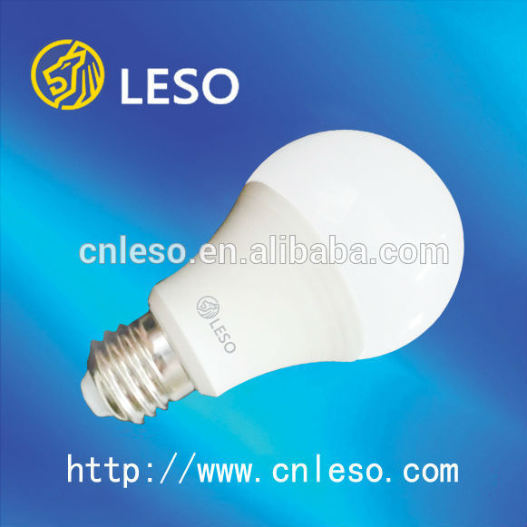 高ルーメンsmd5730plastic+aluminum9ワット電球を導いた-LEDの球根ライト問屋・仕入れ・卸・卸売り