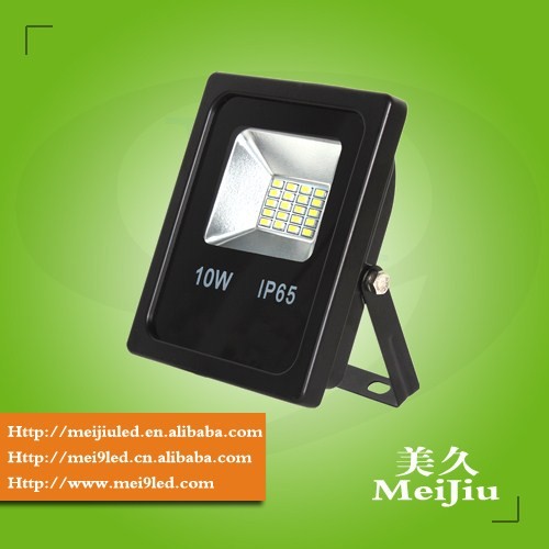 工場売り10ワットsmd5730 100lm/w> 1000lm CRI70 ip65 ac85-265v bridgeluxの45milチップ暖かい白3000 k 10ワットled投光器-LED投光器問屋・仕入れ・卸・卸売り