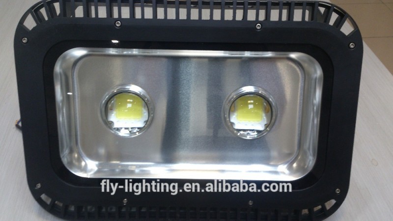 アリババチャイナ100w屋外ledフラッドライト-無指向性ledランプ問屋・仕入れ・卸・卸売り
