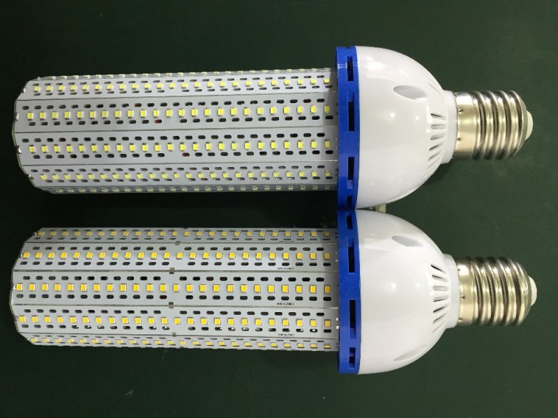 E40/e27ベースledトウモロコシ電球smd3528 60ワット高ルーメン8800lm光色85-265ボルトac暖かい白-LEDの庭はつく問屋・仕入れ・卸・卸売り