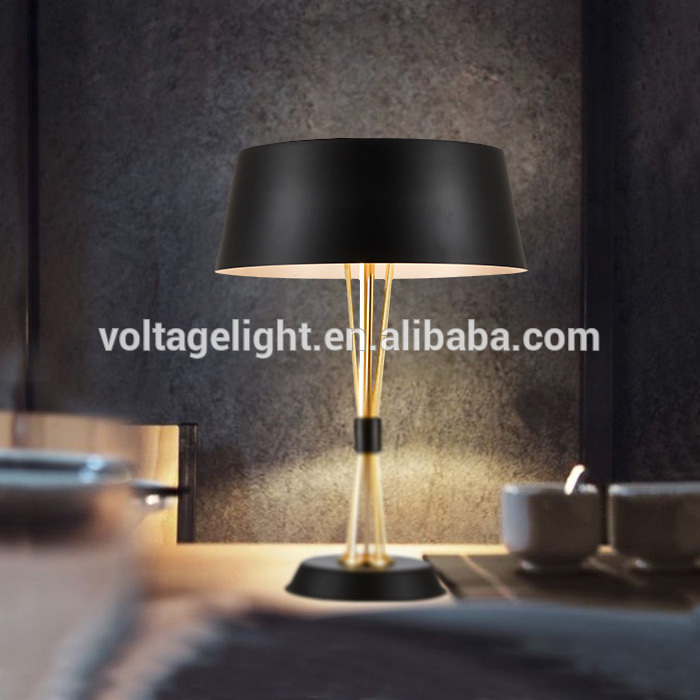現代のテーブルランプショップテーブルランプled電球ブラックゴールデン金属テーブルランプ-テーブルランプ、読書灯問屋・仕入れ・卸・卸売り