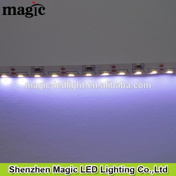 冷たい白60leds/msmd335335ledストリップ-LEDの滑走路端燈問屋・仕入れ・卸・卸売り