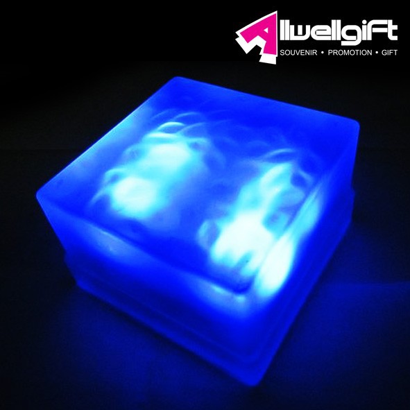 4" ×4" 白い曇りガラスソーラーブリック4青色ledとペーバー光-地下LEDはつく問屋・仕入れ・卸・卸売り