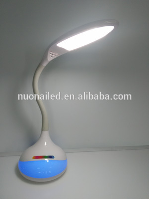 中国ledランプモダンなスタイルとバッテリー電源ledデスクランプ-LEDの卓上スタンド問屋・仕入れ・卸・卸売り