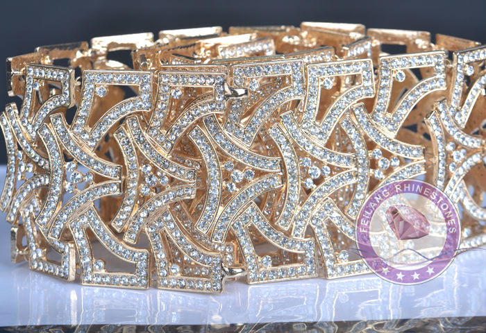 クリスタルクリアなラインストーンの金属ベルト-金属ベルト問屋・仕入れ・卸・卸売り