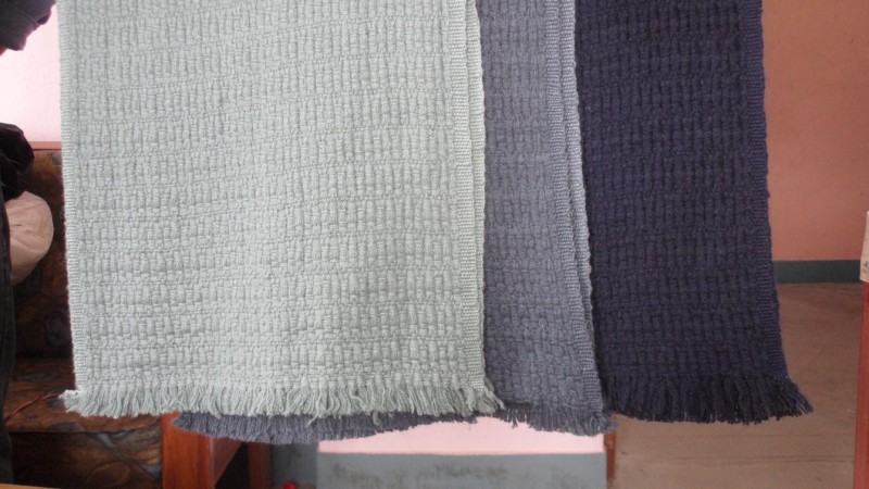 100％純カシミヤのショールのスカーフを編んだlunja専修-ニットショール問屋・仕入れ・卸・卸売り