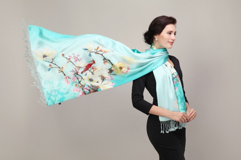 デジタル印刷されたシルクサテンのスカーフのファッション-シルクスカーフ問屋・仕入れ・卸・卸売り